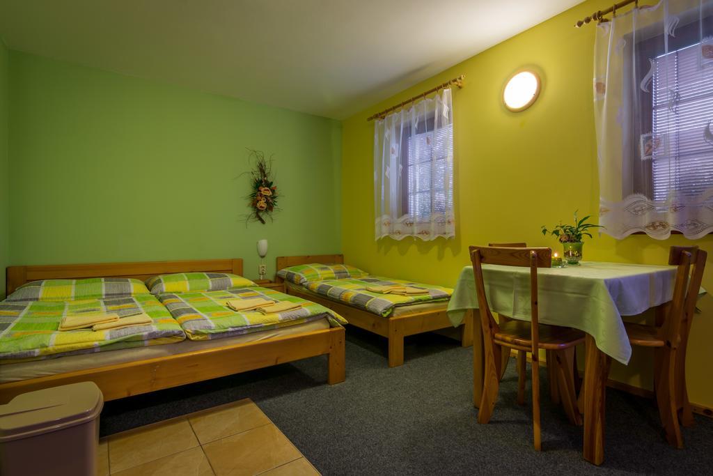 Ada Apartments Liptovský Trnovec Eksteriør billede